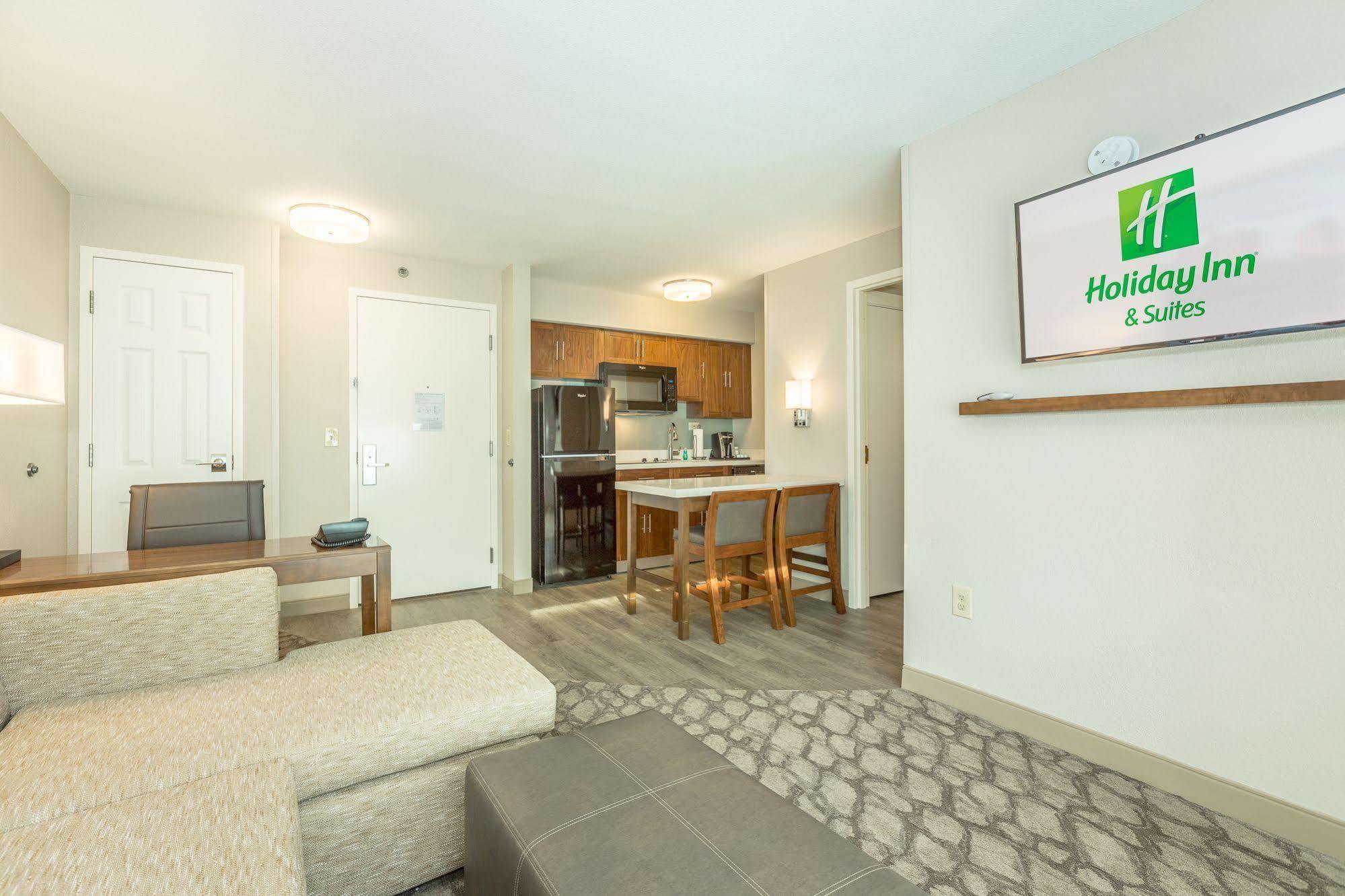 Holiday Inn Hotel And Suites Peachtree City By Ihg Exteriör bild